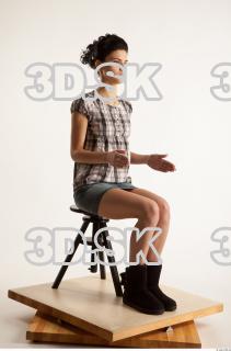 Sitting reference of Vickie 0015